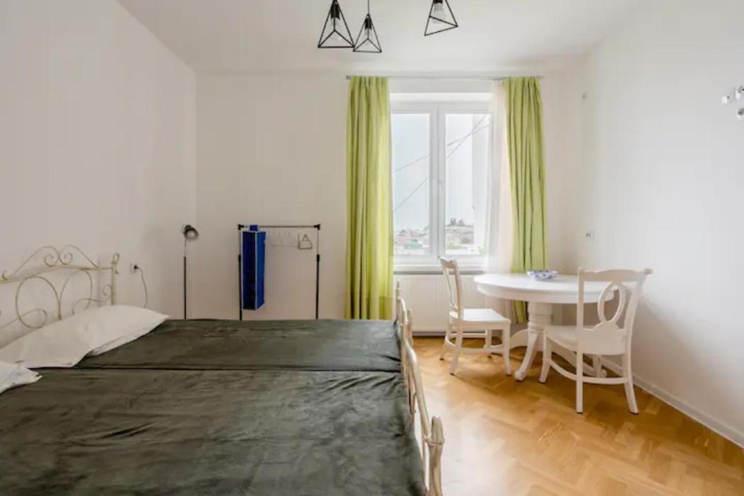 Center Of The Tbilisi Apartment Ngoại thất bức ảnh